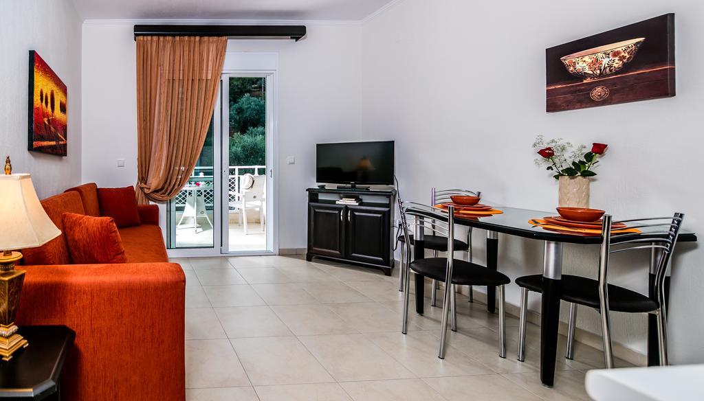 Niki Apartments خْريسيا أموذيا المظهر الخارجي الصورة
