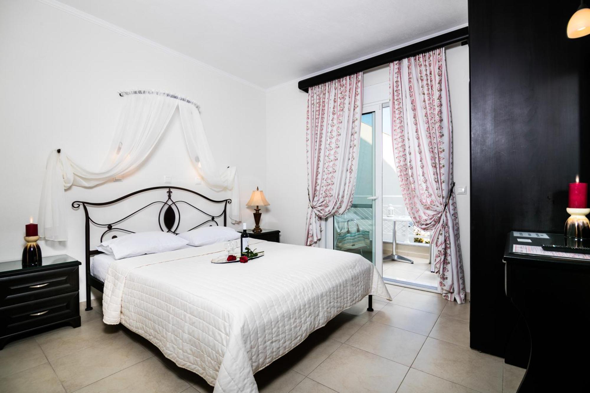 Niki Apartments خْريسيا أموذيا المظهر الخارجي الصورة